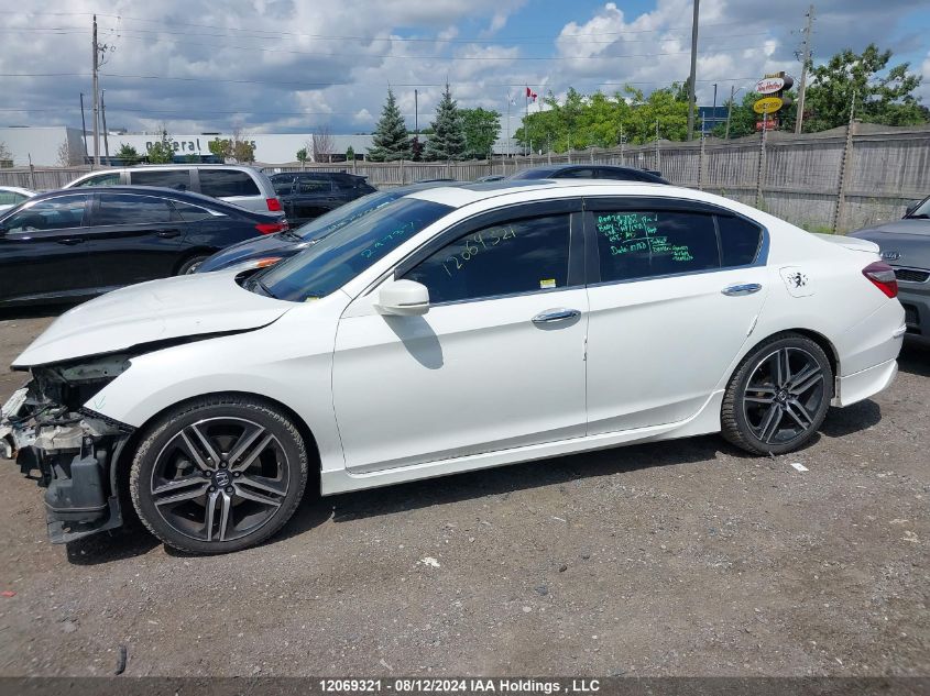 1HGCR2F50HA810706 2017 Honda Accord Sedan