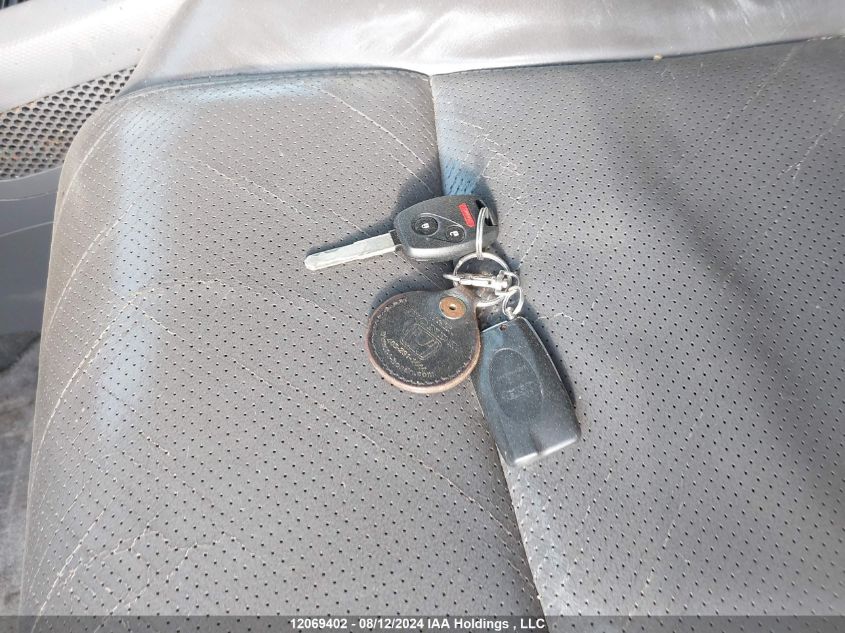 2005 Honda Pilot VIN: 2HKYF186X5H002090 Lot: 12069402