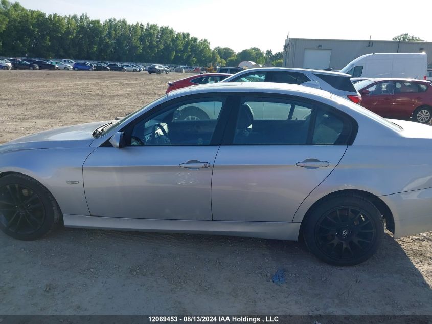 2007 BMW 3 Series VIN: WBAVC93517KX60829 Lot: 12069453