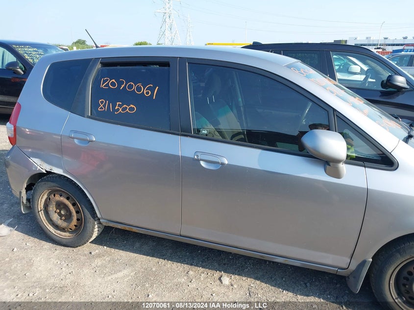 2008 Honda Fit VIN: JHMGD38458S811500 Lot: 12070061
