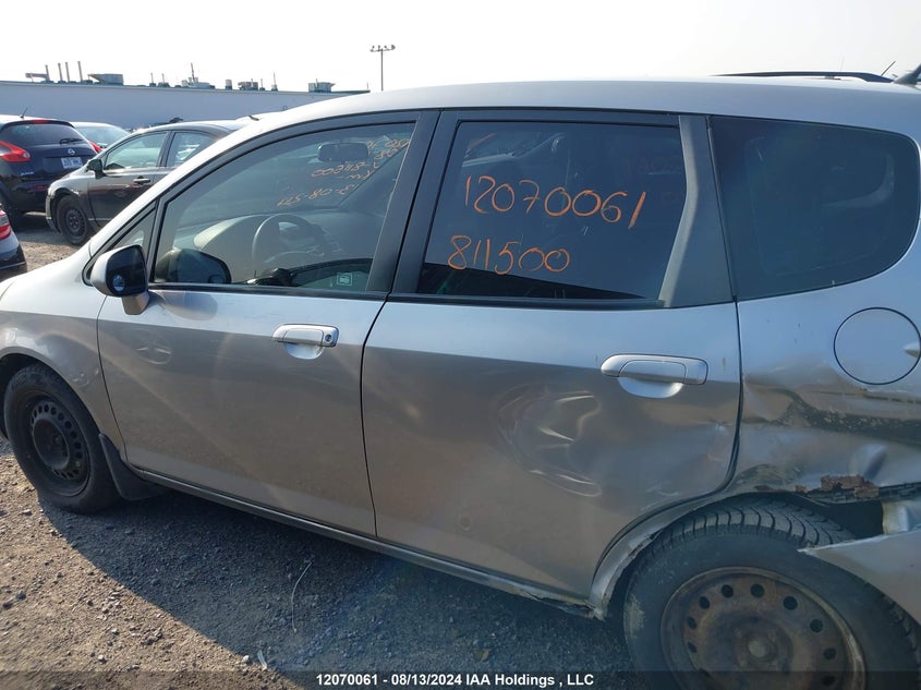 2008 Honda Fit VIN: JHMGD38458S811500 Lot: 12070061