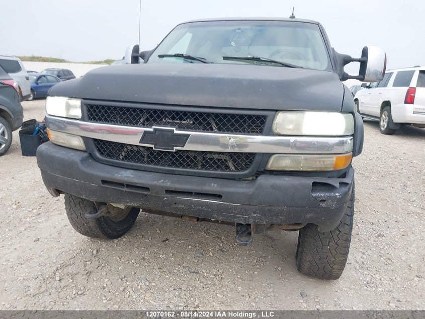 2002 Chevrolet Silverado 2500Hd VIN: 1GCHK23172F228526 Lot: 12070162