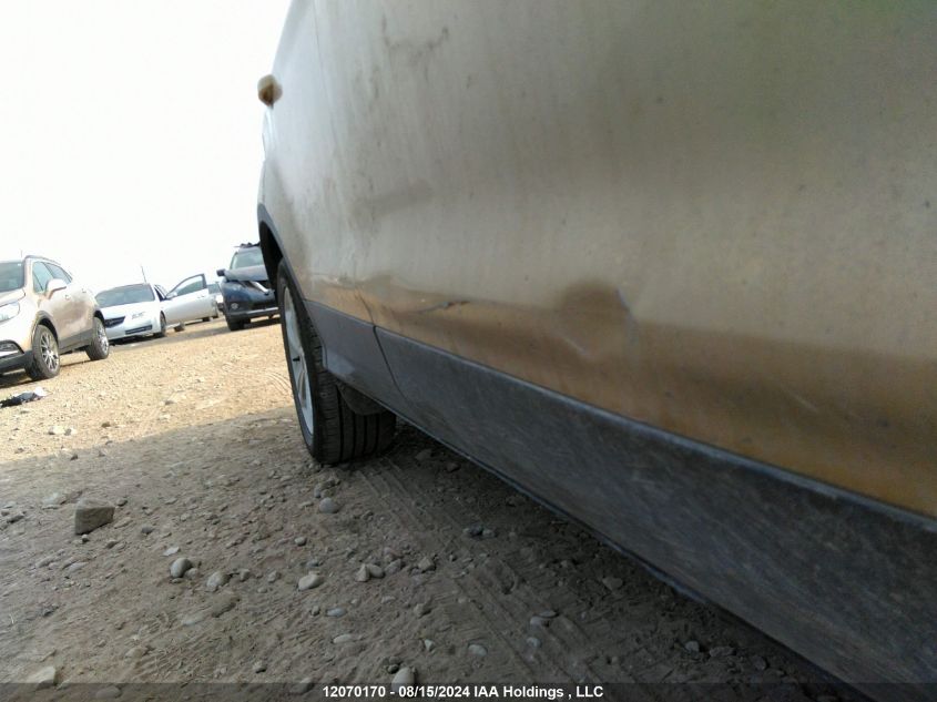 2014 Ford Escape Se VIN: 1FMCU9GX3EUD28047 Lot: 12070170