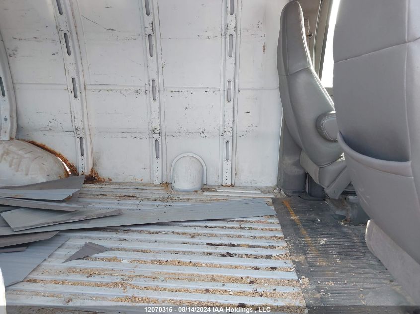 2004 Chevrolet Express G2500 VIN: 1GCGG25VX41167301 Lot: 12070315