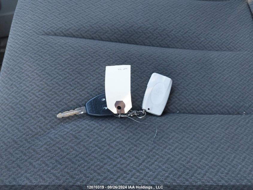 2006 Dodge Grand Caravan VIN: 1D4GP24R96B683833 Lot: 12070319