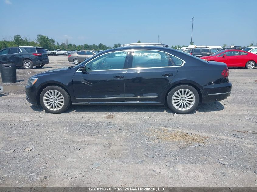 2017 Volkswagen Passat VIN: 1VWBT7A35HC085782 Lot: 12070398