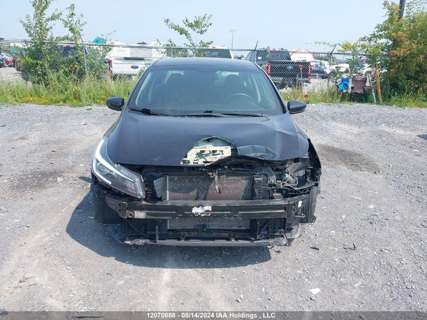 2018 Kia Forte VIN: 3KPFL4A72JE179381 Lot: 12070888