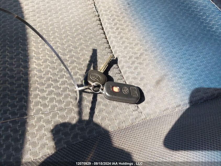 2007 Toyota Matrix Wagon VIN: 2T1KR32E77C664420 Lot: 12070929