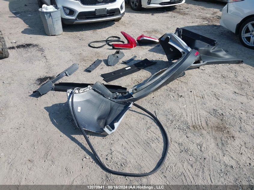 2019 Honda Cr-V VIN: 2HKRW2H80KH117837 Lot: 12070941