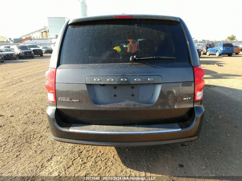 2C4RDGBG8FR597945 2015 Dodge Grand Caravan Se