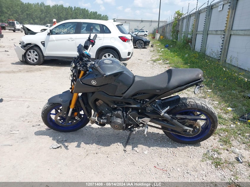 2014 Yamaha Fz09 VIN: JYARN33N7EA000785 Lot: 12071408
