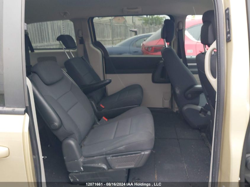 2010 Dodge Grand Caravan Se VIN: 2D4RN4DE0AR258194 Lot: 12071661