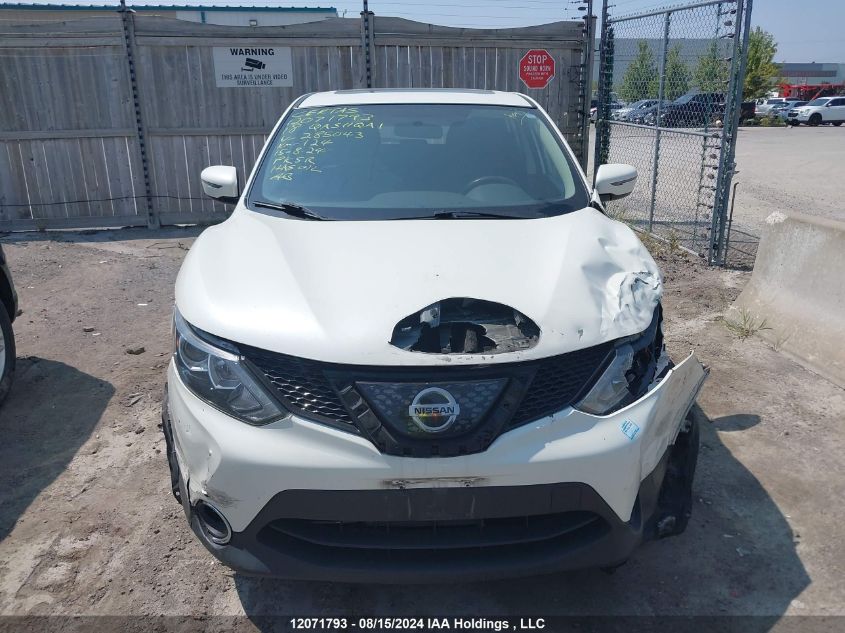 JN1BJ1CR5JW285043 2018 Nissan Qashqai