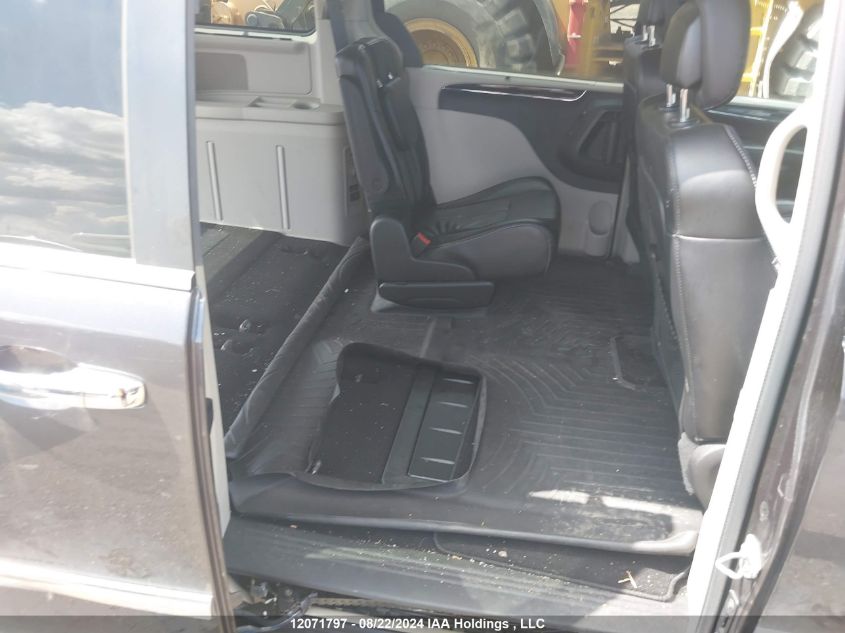 2015 Chrysler Town & Country Limited Platinum VIN: 2C4RC1GG3FR741331 Lot: 12071797