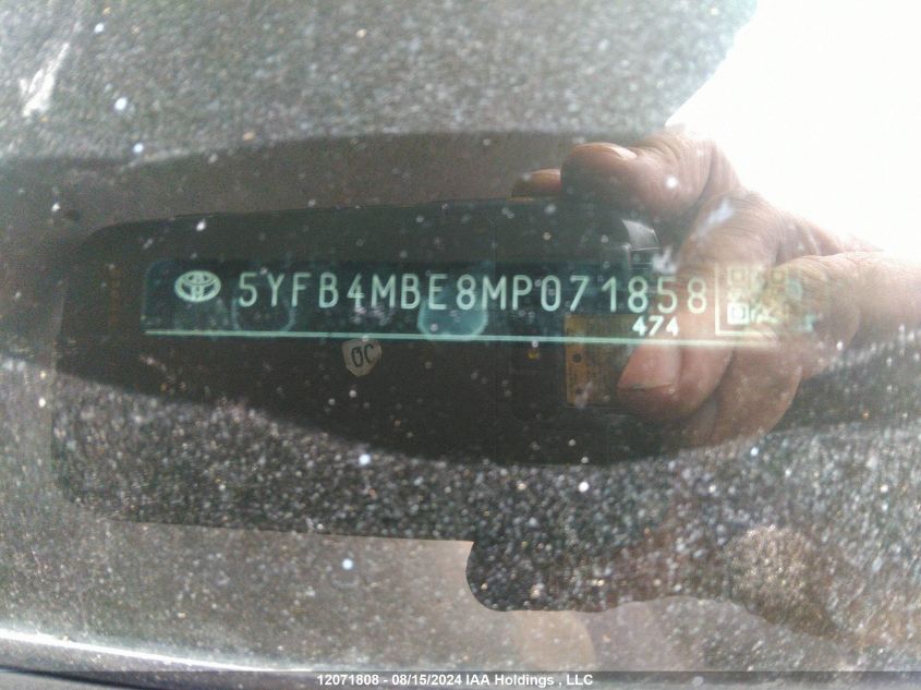 5YFB4MBE8MP071858 2021 Toyota Corolla Se