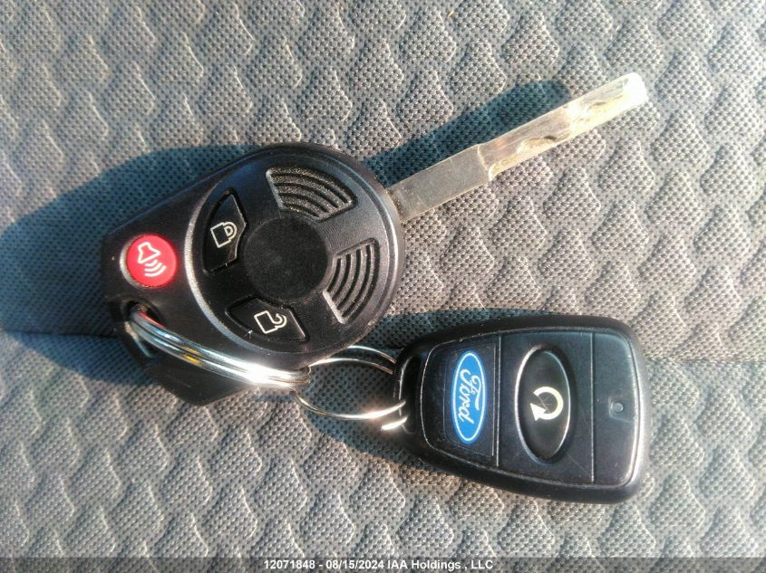 2017 Ford Escape Se VIN: 1FMCU0GD4HUA70157 Lot: 12071848