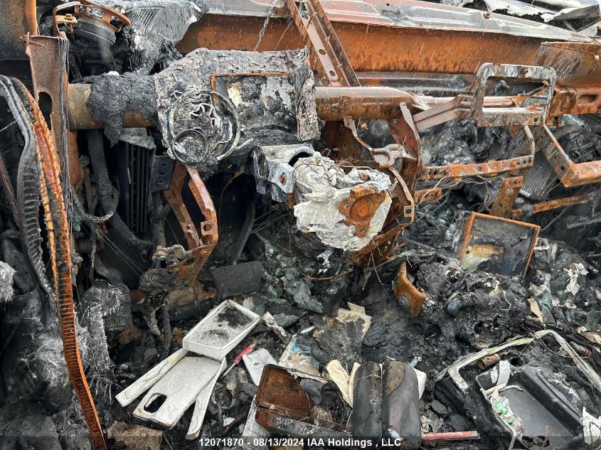 2015 Ram 1500 Laramie VIN: 1C6RR7NM3FS513863 Lot: 12071870