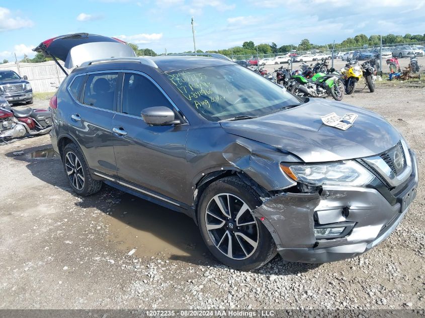 5N1AT2MV7HC842966 2017 NISSAN ROGUE - Image 1