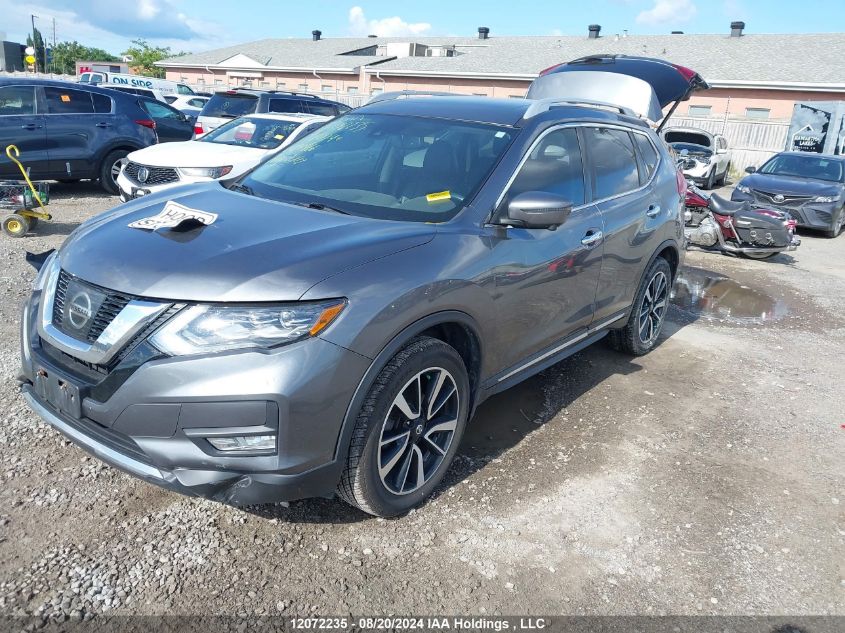 5N1AT2MV7HC842966 2017 NISSAN ROGUE - Image 2