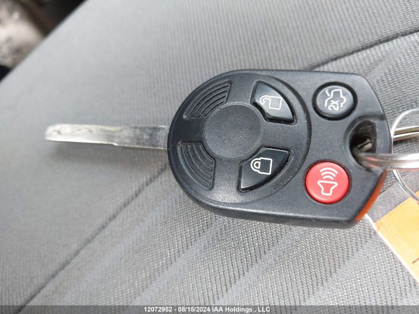 2017 Ford Escape Se VIN: 1FMCU9G96HUC15733 Lot: 12072952