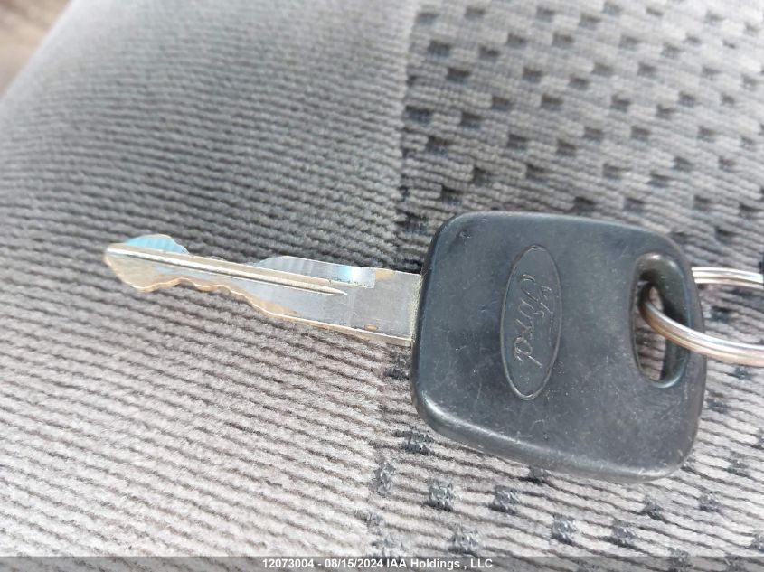 1999 Ford F150 VIN: 2FTRX18W3XCA02197 Lot: 12073004