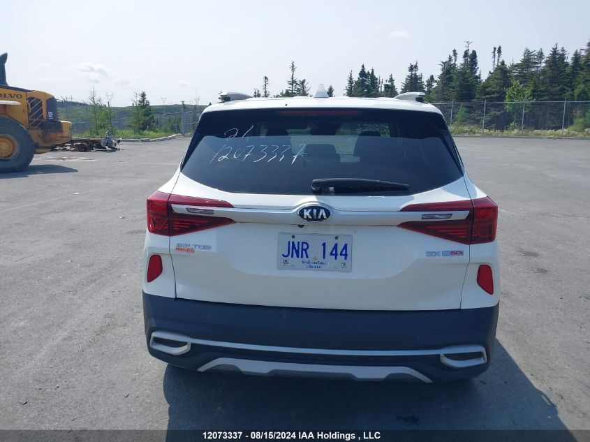 2021 Kia Seltos Sx VIN: KNDETCA23M7176567 Lot: 12073337