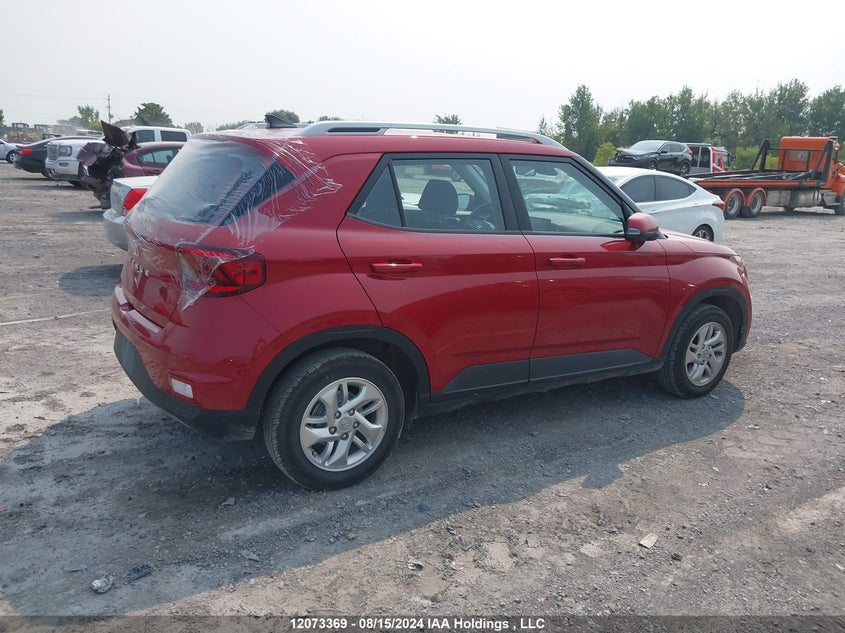 2022 Hyundai Venue Sel/Limited VIN: KMHRC8A31NU152466 Lot: 12073369