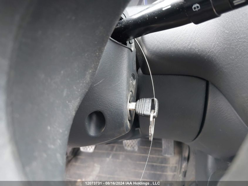 1998 Honda Civic VIN: 2HGEJ6327WH000506 Lot: 12073731