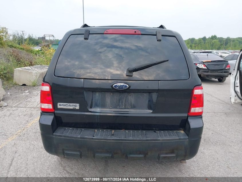 1FMCU9D70AKD22359 2010 Ford Escape