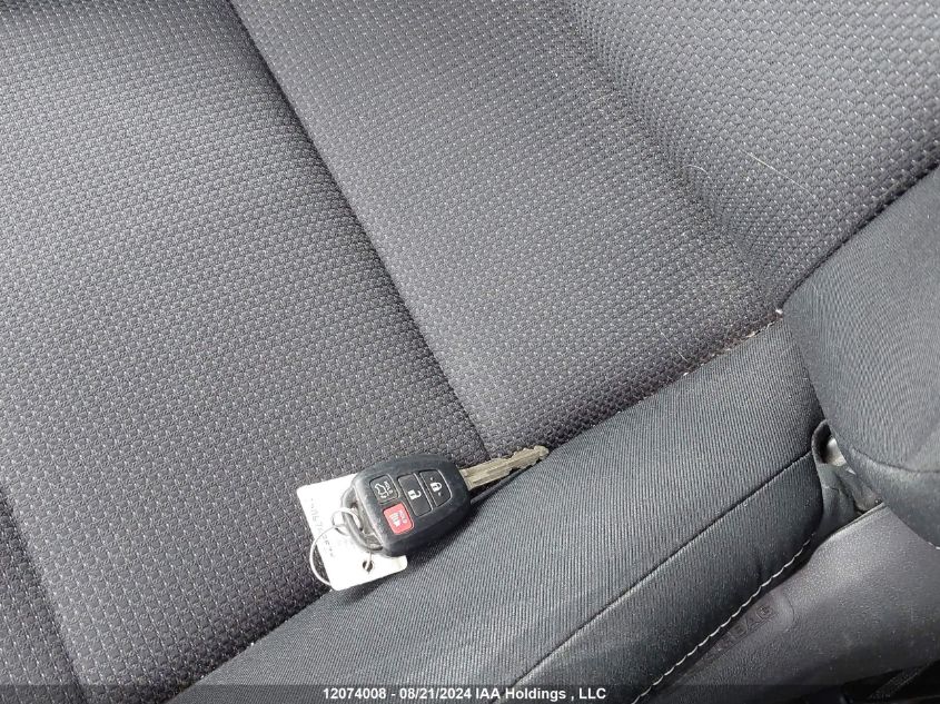 2017 Toyota Rav4 Xle VIN: 2T3RFREV1HW613928 Lot: 12074008