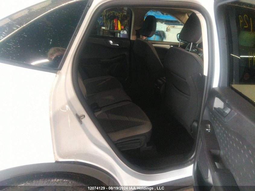 2020 Ford Escape Se VIN: 1FMCU9G61LUB76144 Lot: 12074129