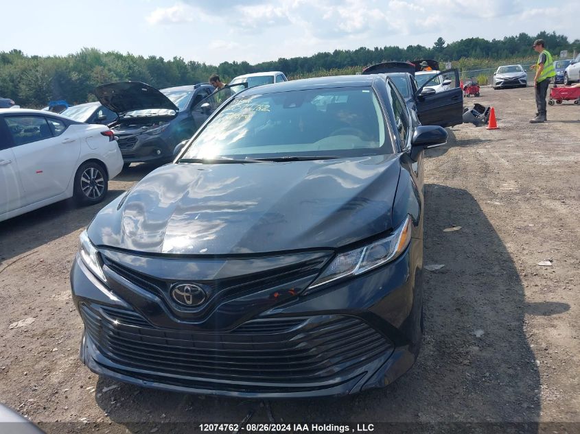 2019 Toyota Camry Le VIN: 4T1B11HK7KU762640 Lot: 12074762