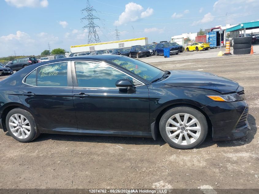 2019 Toyota Camry Le VIN: 4T1B11HK7KU762640 Lot: 12074762