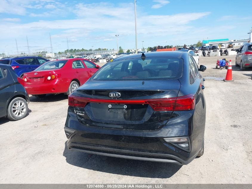 3KPF24AD8KE100371 2019 Kia Forte