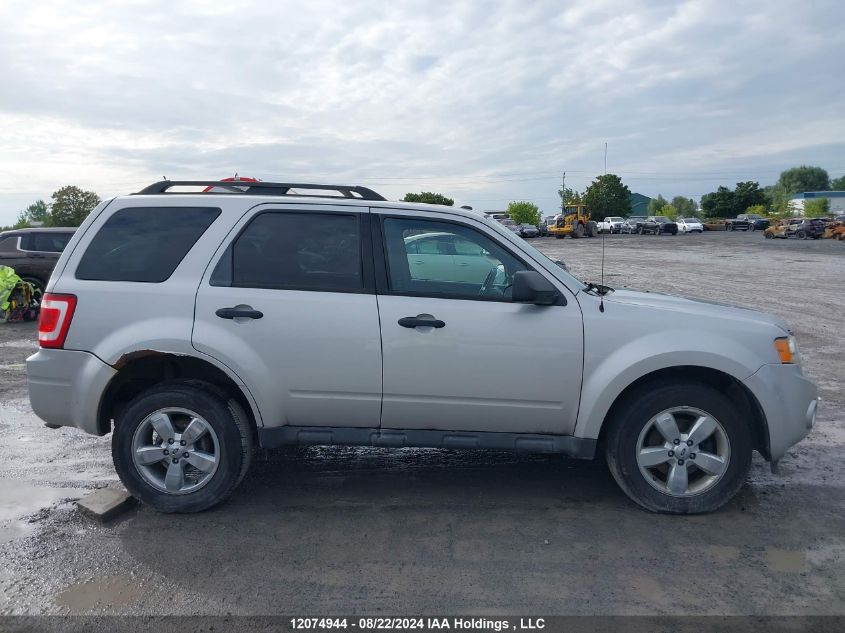 2009 Ford Escape Xlt VIN: 1FMCU93759KA90984 Lot: 12074944