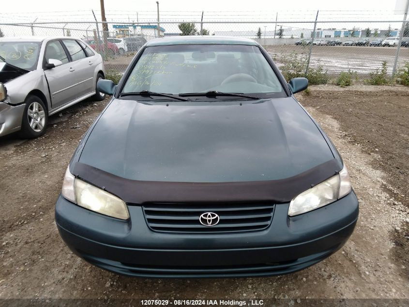 1998 Toyota Camry Ce/Le/Xle VIN: 4T1BG22K7WU842040 Lot: 12075029