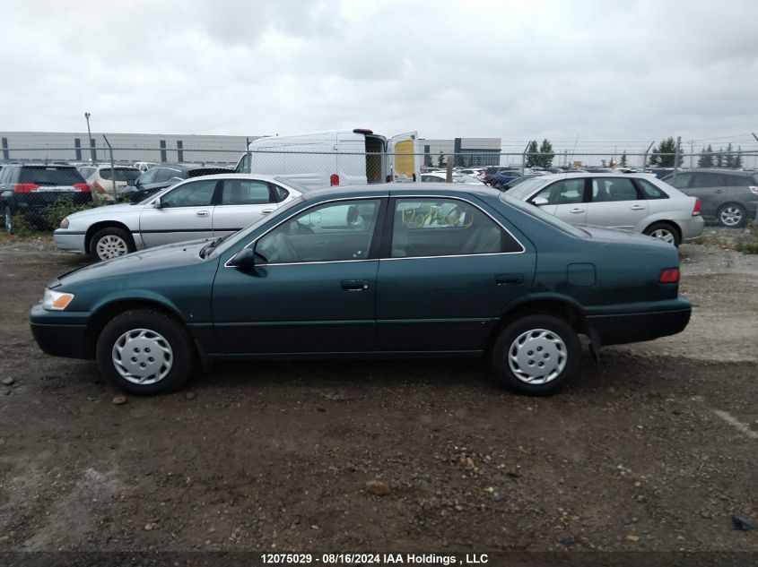 1998 Toyota Camry Ce/Le/Xle VIN: 4T1BG22K7WU842040 Lot: 12075029