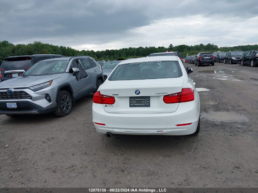 2015 BMW 3 Series VIN: WBA3C3G52FNS76471 Lot: 12075138