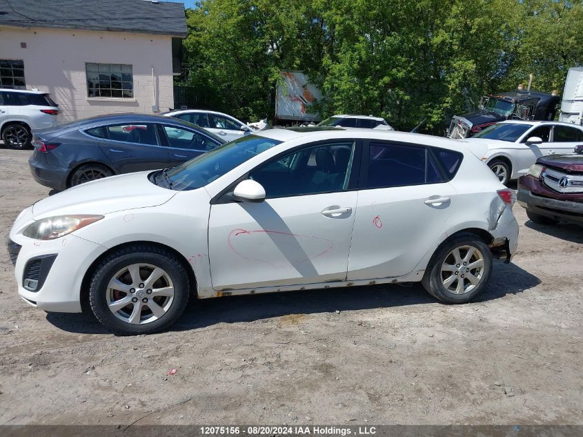 JM1BL1L53B1387900 2011 Mazda Mazda3