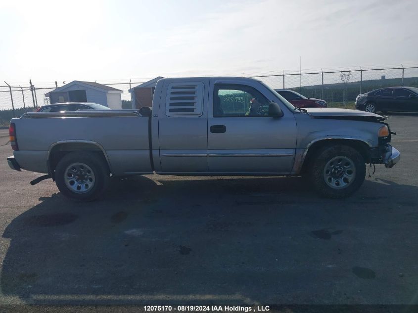 2004 GMC Sierra 1500 VIN: 2GTEC19V441173435 Lot: 12075170