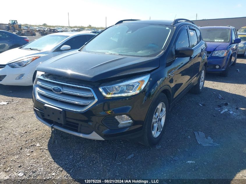 1FMCU9HD8JUB88348 2018 Ford Escape Sel