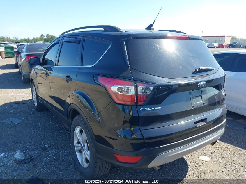 1FMCU9HD8JUB88348 2018 Ford Escape Sel