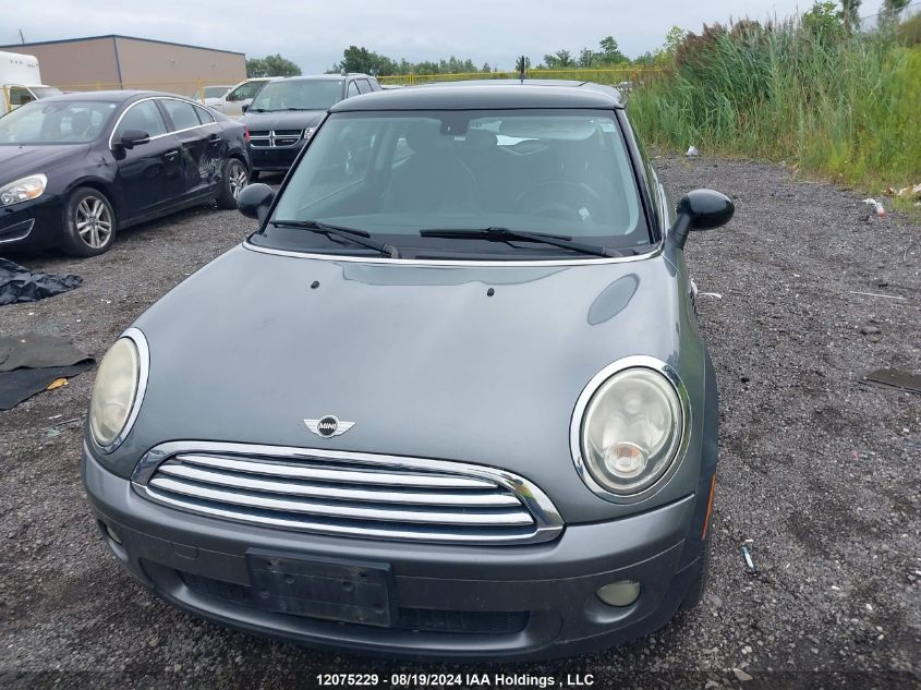 2010 Mini Cooper VIN: WMWMF3C50ATZ23245 Lot: 12075229