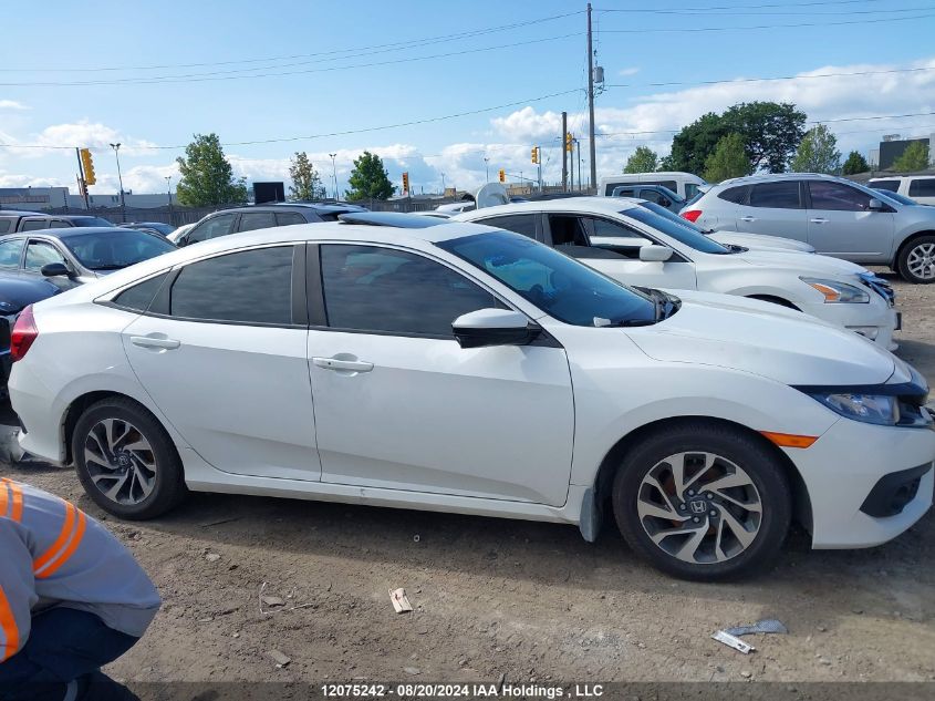 2018 Honda Civic VIN: 2HGFC2F83JH027587 Lot: 12075242