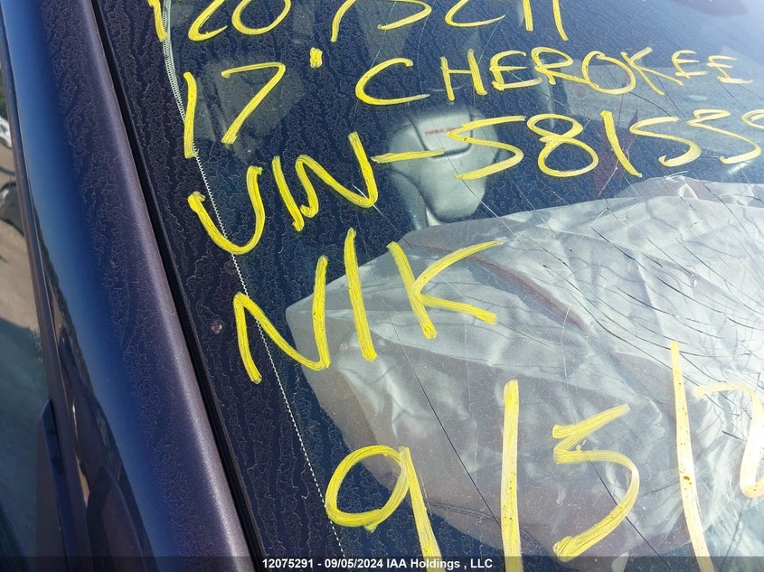 1C4PJMBS7HW581555 2017 Jeep Cherokee Trailhawk