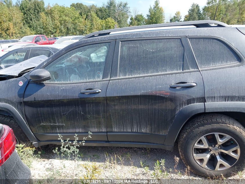 1C4PJMBS7HW581555 2017 Jeep Cherokee Trailhawk