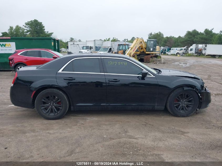 2C3CCAAG8HH639017 2017 Chrysler 300 Limited