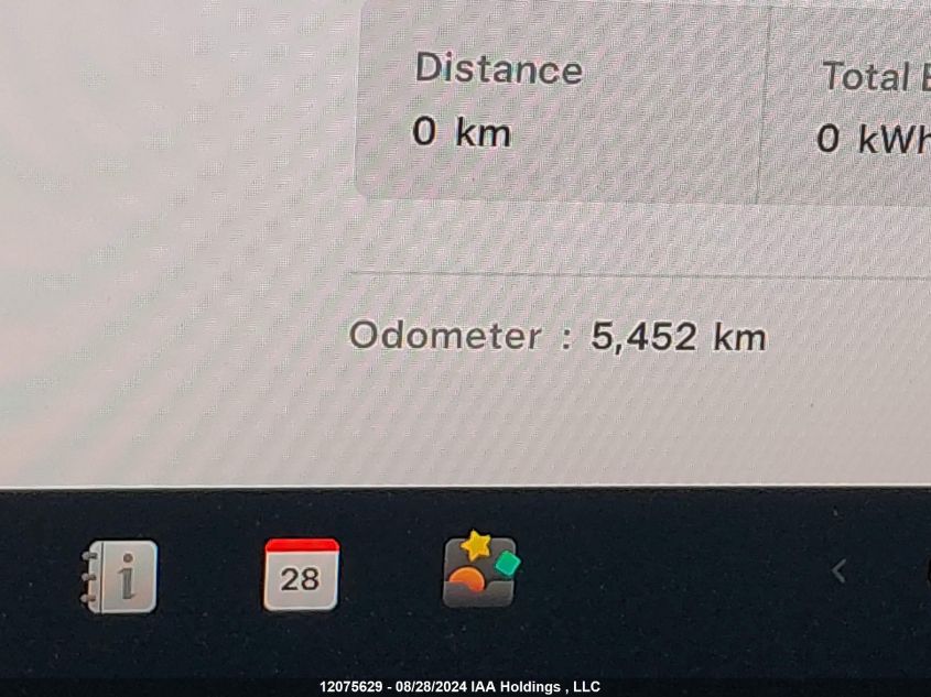 2024 Tesla Model Y VIN: 7SAYGDED1RF074918 Lot: 12075629