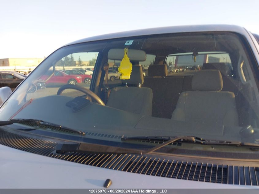 2000 Toyota Hilux VIN: VZN1850314414 Lot: 12075976