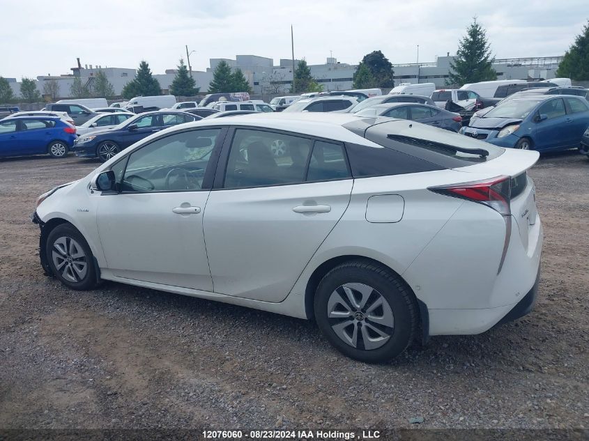 JTDKARFU0J3061529 2018 Toyota Prius Technology